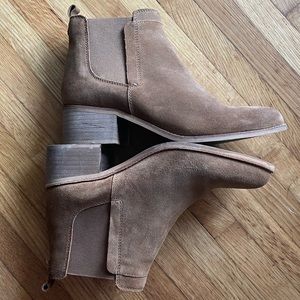 Crevo Suede Boots - Women’s 9.5